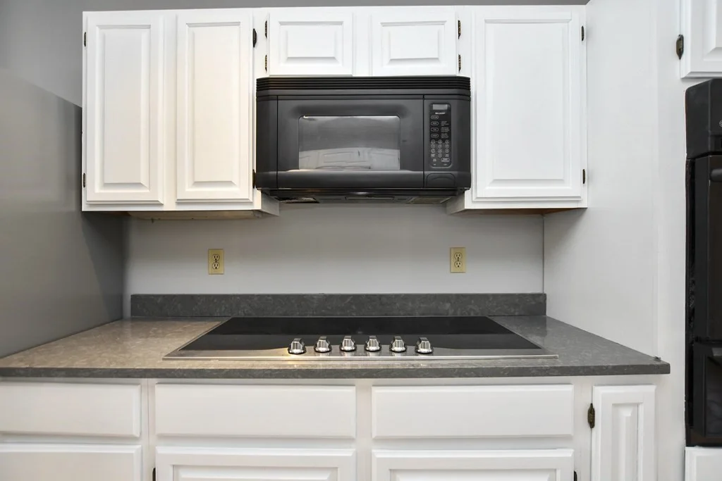 3 bed, 2 bath apartment for rent at 617 Chapman Unit 1, Canton — photo 6 of 41