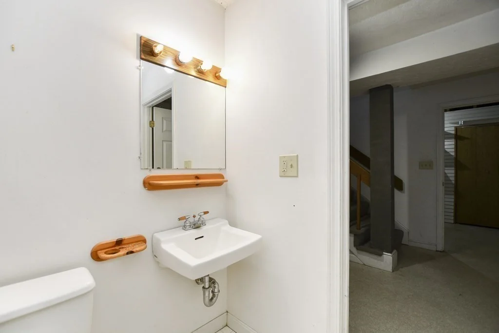 3 bed, 2 bath apartment for rent at 617 Chapman Unit 1, Canton — photo 36 of 41