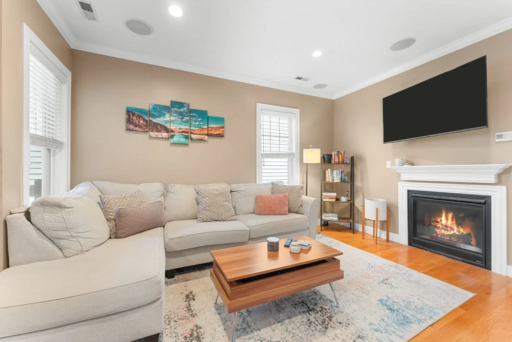 2 bed, 2 bath apartment for rent at 619 E 3rd St Unit 2, South Boston — photo 1 of 19