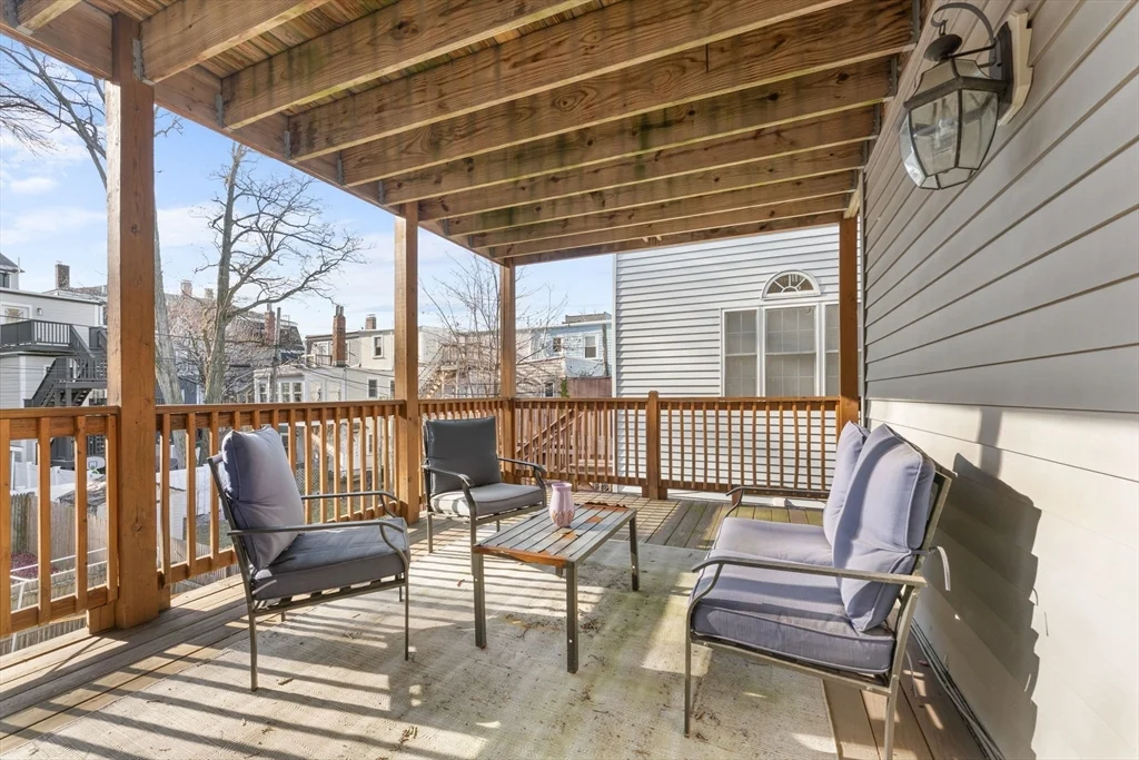 2 bed, 2 bath apartment for rent at 619 E 3rd St Unit 2, South Boston — photo 15 of 19