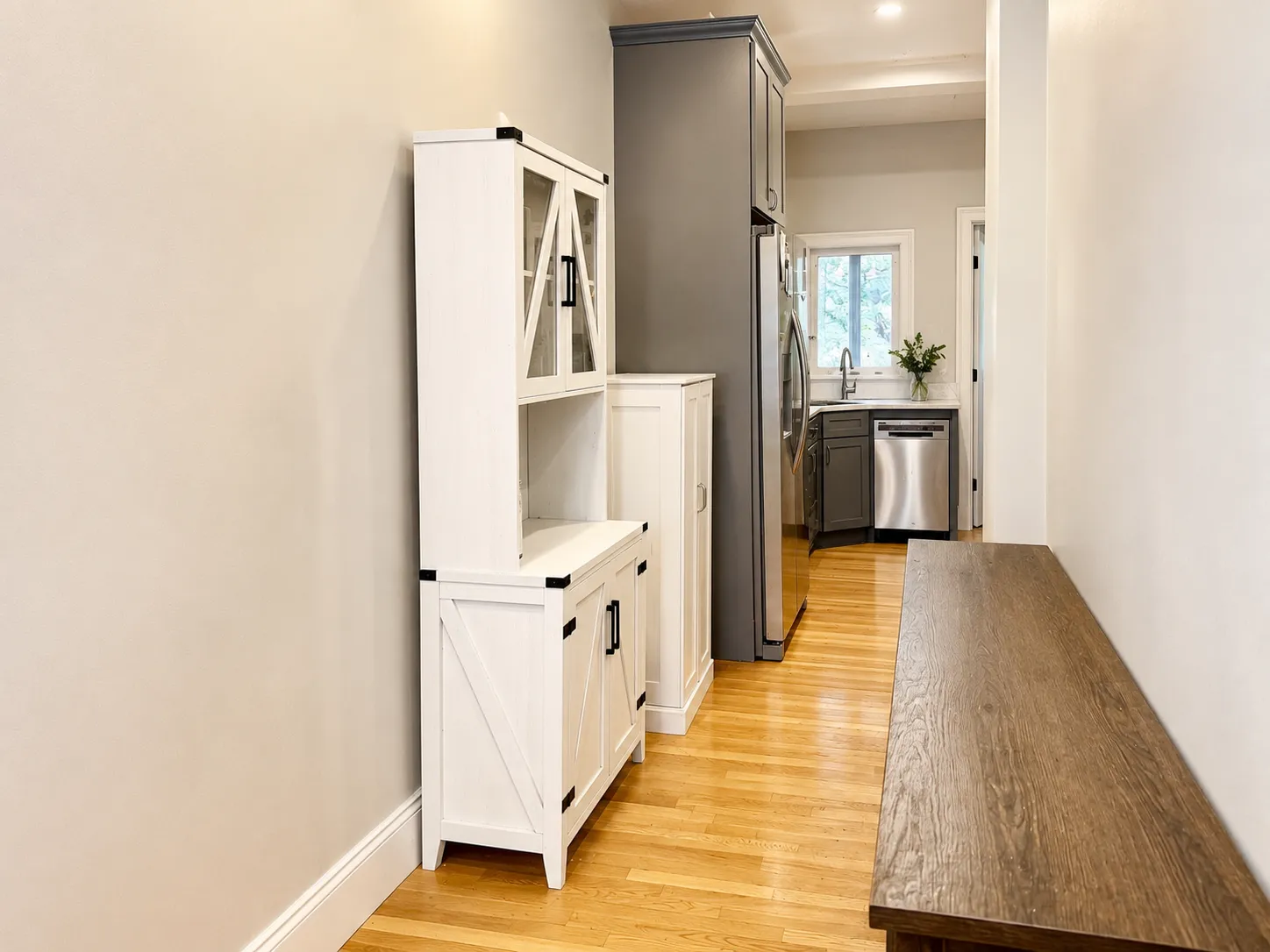 4 bed, 2 bath apartment for rent at 619 East 5th St Unit 1, South Boston — photo 17 of 22