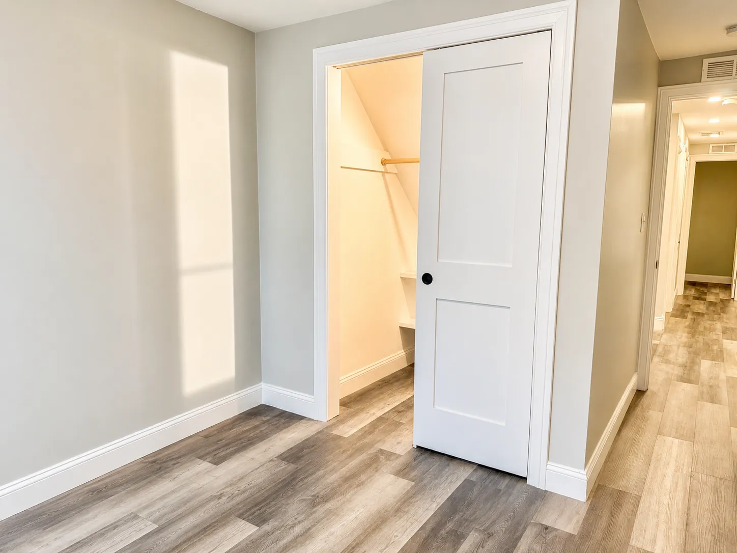 4 bed, 2 bath apartment for rent at 619 East 5th St Unit 1, South Boston — photo 11 of 22