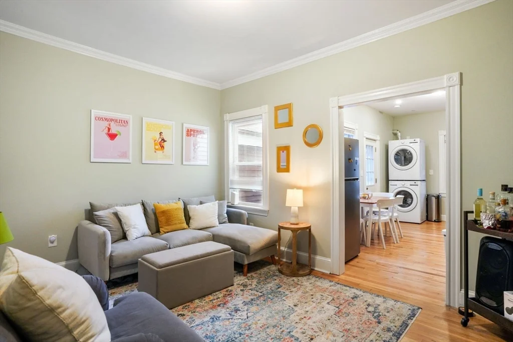 3 bed, 2 bath apartment for rent at 619 East 5th Unit 2, Boston