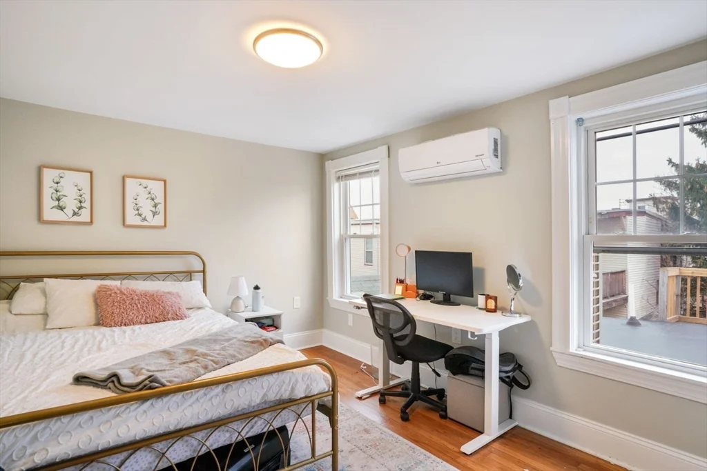 3 bed, 2 bath apartment for rent at 619 East 5th Unit 2, Boston — photo 17 of 22