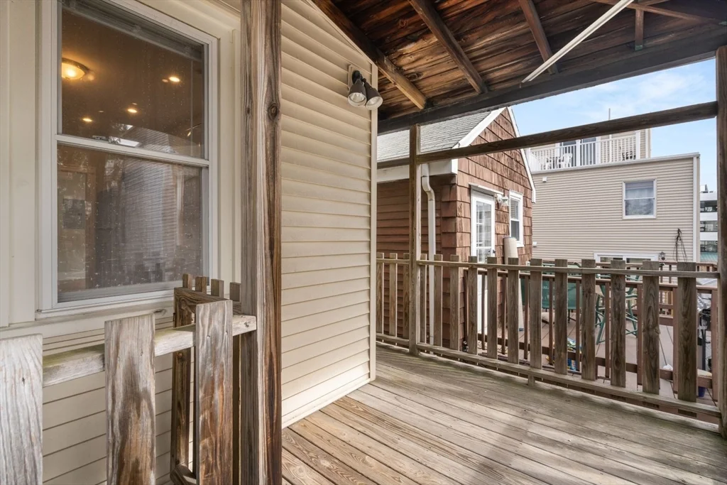 3 bed, 2 bath apartment for rent at 619 East 5th Unit 2, Boston — photo 18 of 22