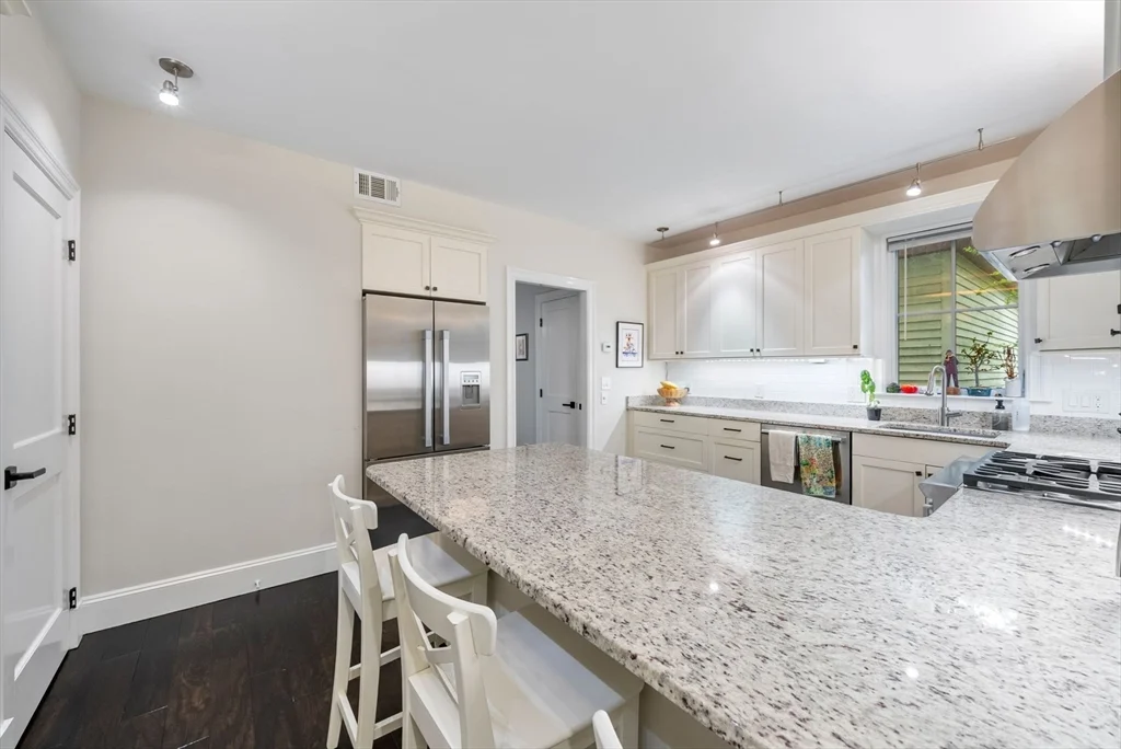 2 bed, 1 bath apartment for rent at 619 Franklin Unit 1, Riverside — photo 17 of 26