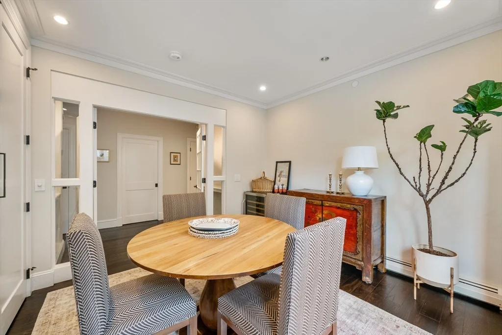 2 bed, 1 bath apartment for rent at 619 Franklin Unit 1, Riverside — photo 13 of 26