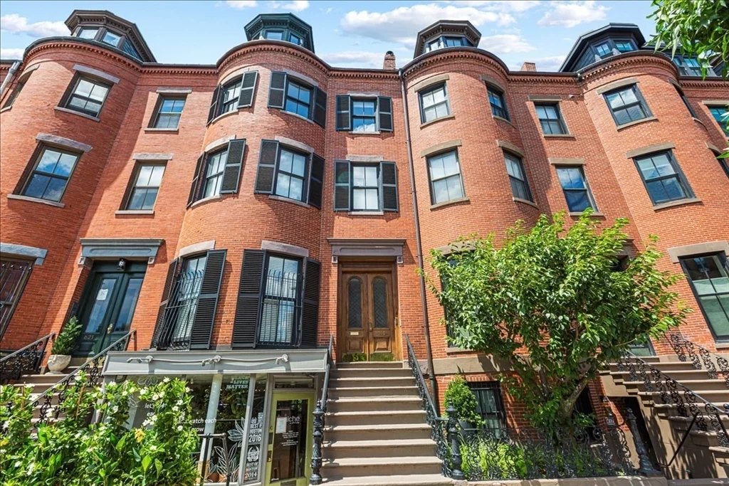 1 bed, 1 bath apartment for rent at 619 Tremont St Unit 4, South End — photo 14 of 16