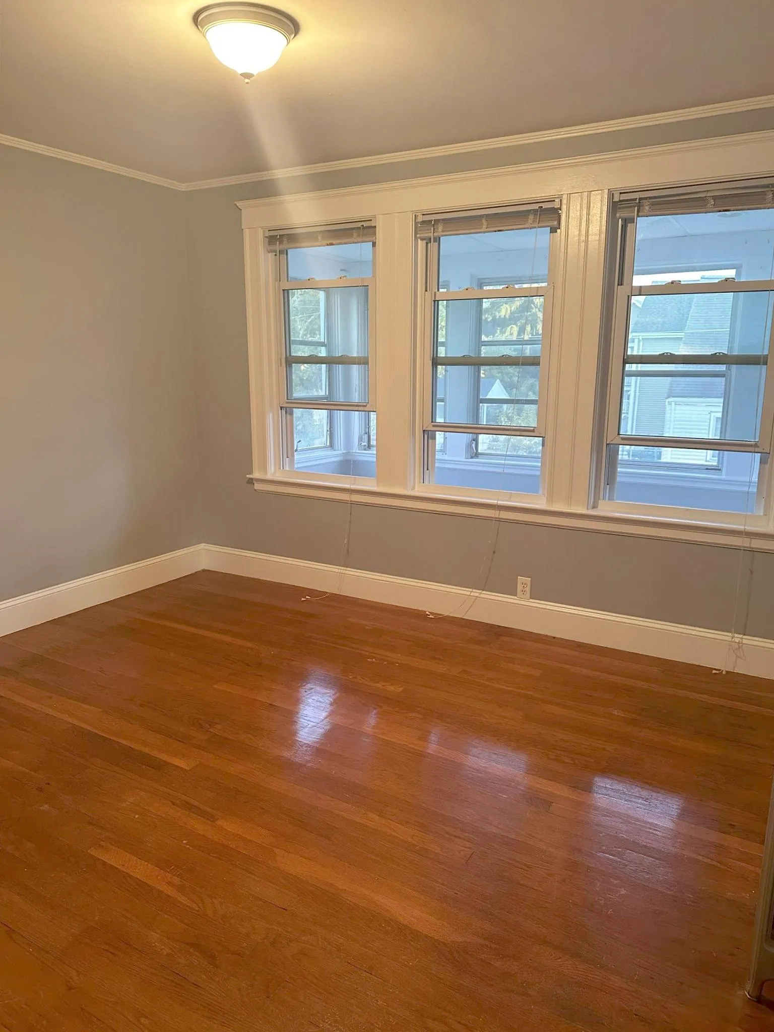 2.5 bed, 1 bath apartment for rent at 62-64 Billings Ave Unit 2, South Medford — photo 9 of 15