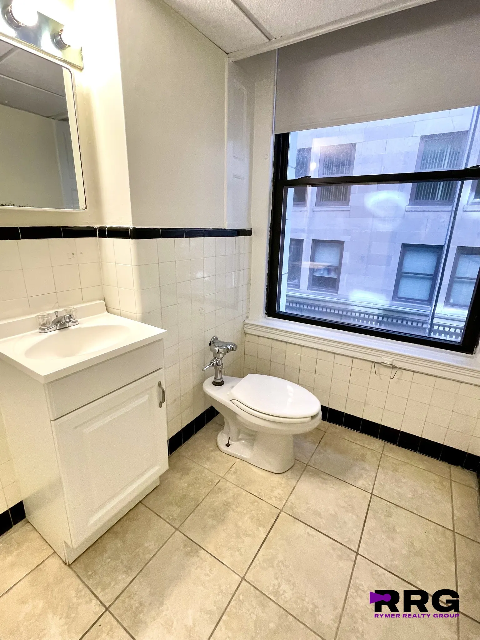 Studio bed, 1 bath apartment for rent at 62 Boylston St Unit 225, Boston Downtown — photo 4 of 21