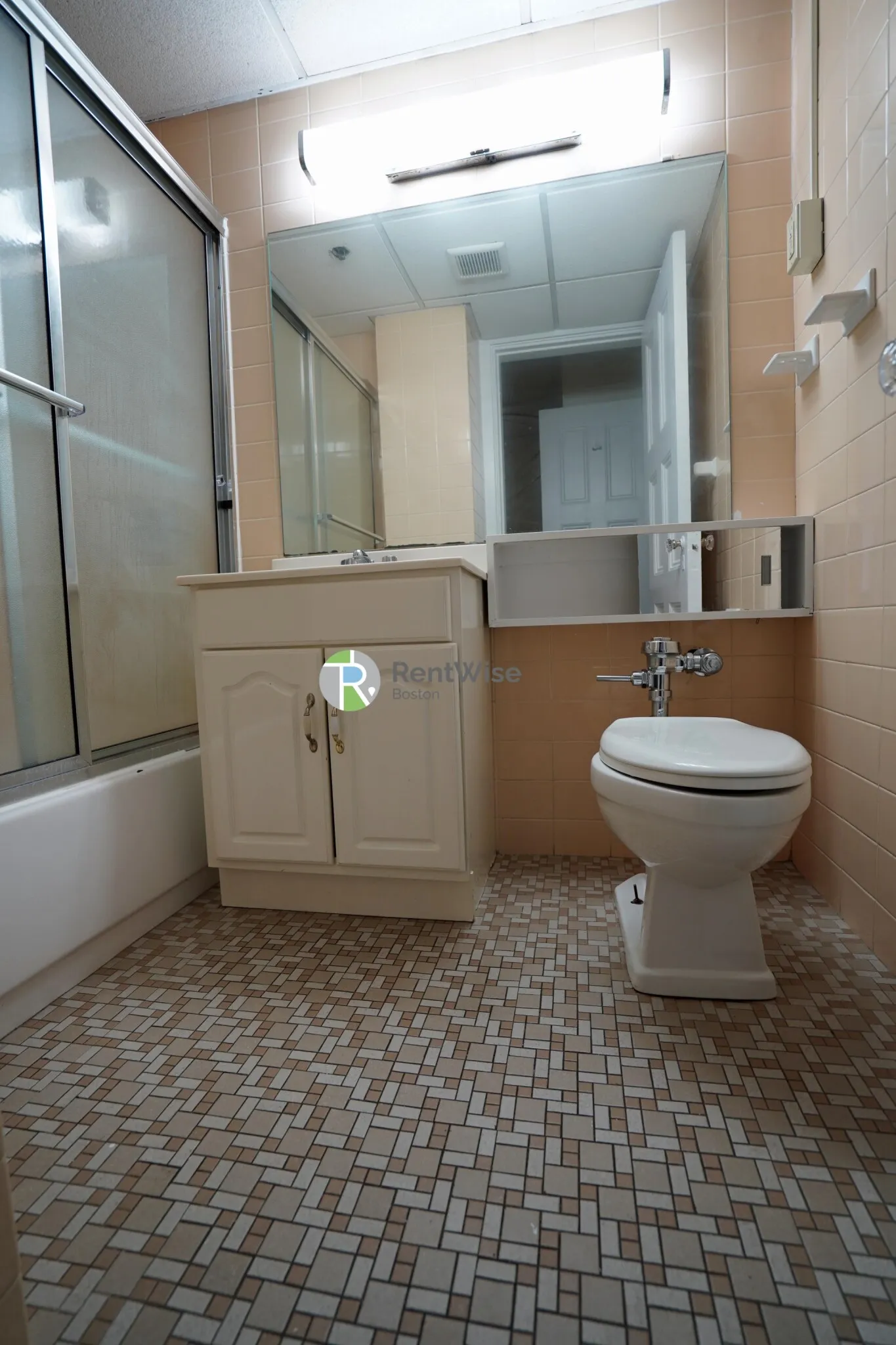 Studio bed, 1 bath apartment for rent at 62 Boylston St Unit 426, Boston Downtown — photo 6 of 10