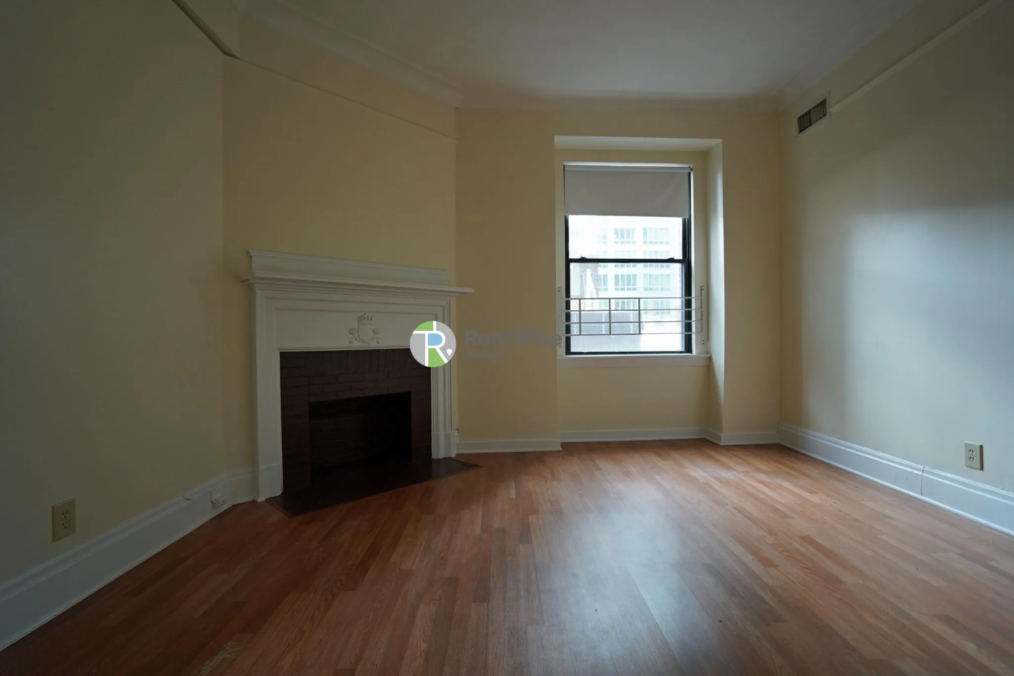 1 bed, 1 bath apartment for rent at 62 Boylston St Unit 518, Boston Downtown — photo 13 of 16