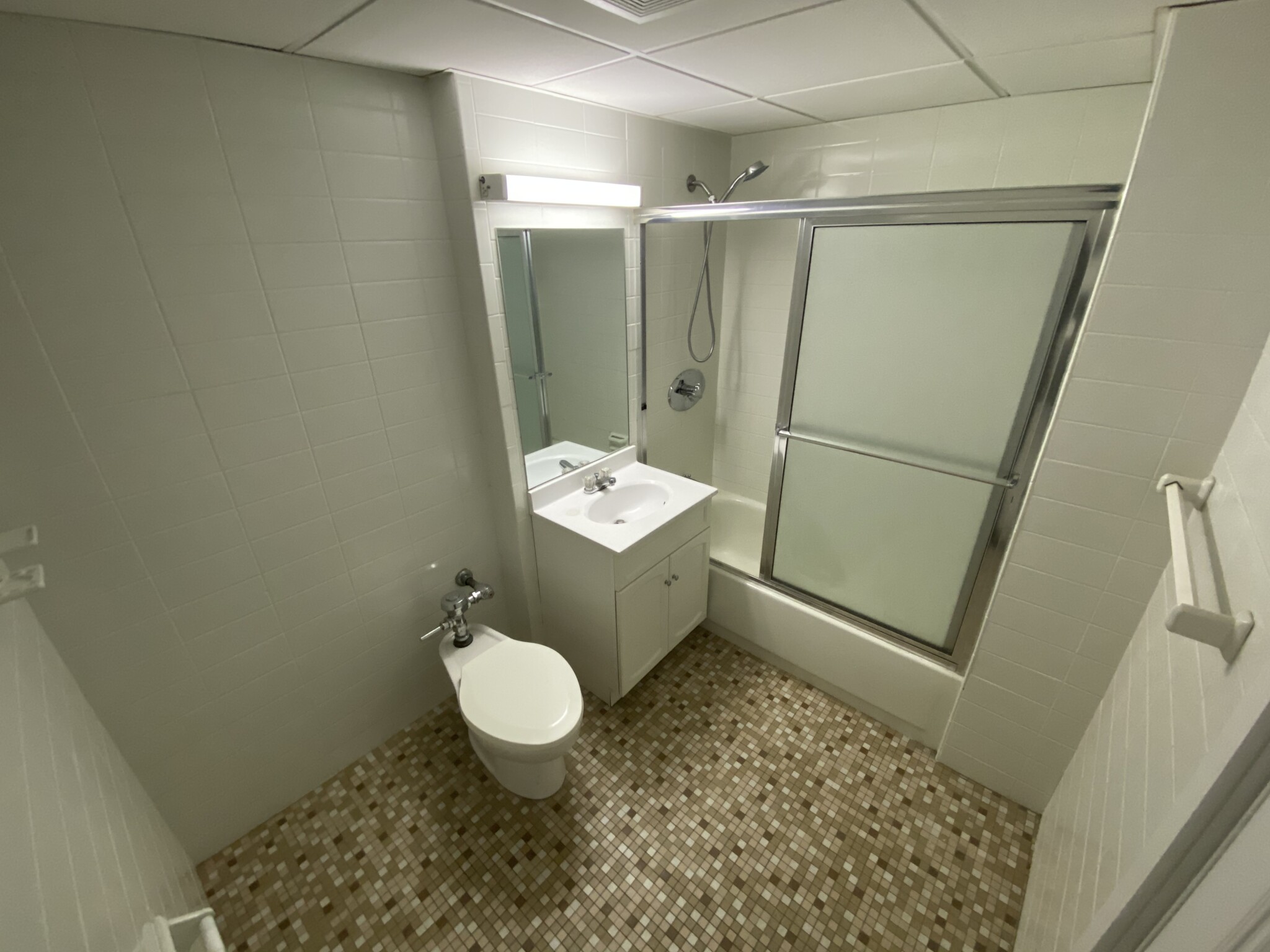 Studio bed, 1 bath apartment for rent at 62 Boylston St Unit 608, Theatre District — photo 3 of 7
