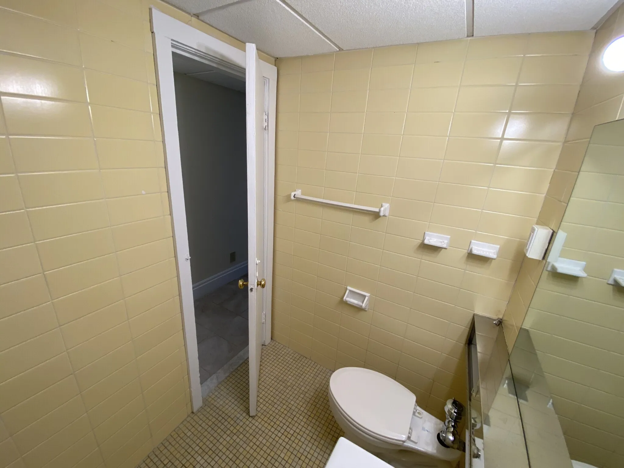Studio bed, 1 bath apartment for rent at 62 Boylston St Unit 616, Theatre District — photo 4 of 5