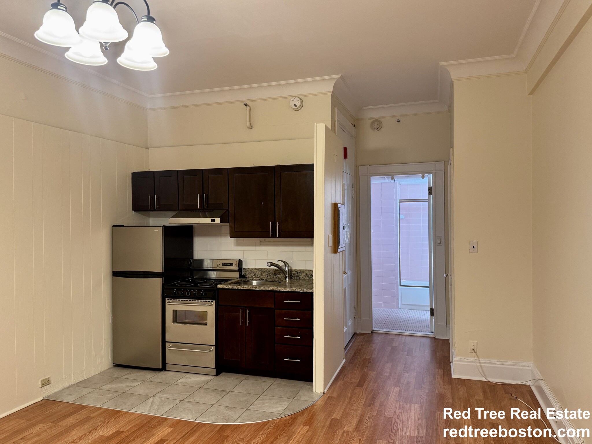 Studio bed, 1 bath apartment for rent at 62 Boylston St Unit 724, Midtown — photo 3 of 11
