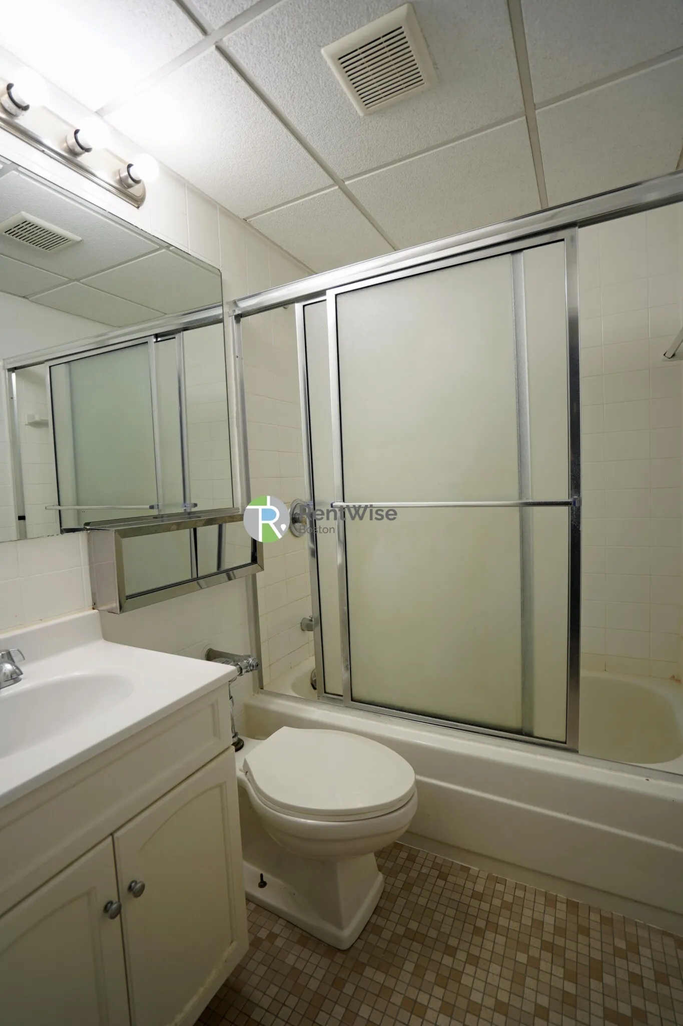 Studio bed, 1 bath apartment for rent at 62 Boylston St Unit M17, Boston Downtown — photo 7 of 11