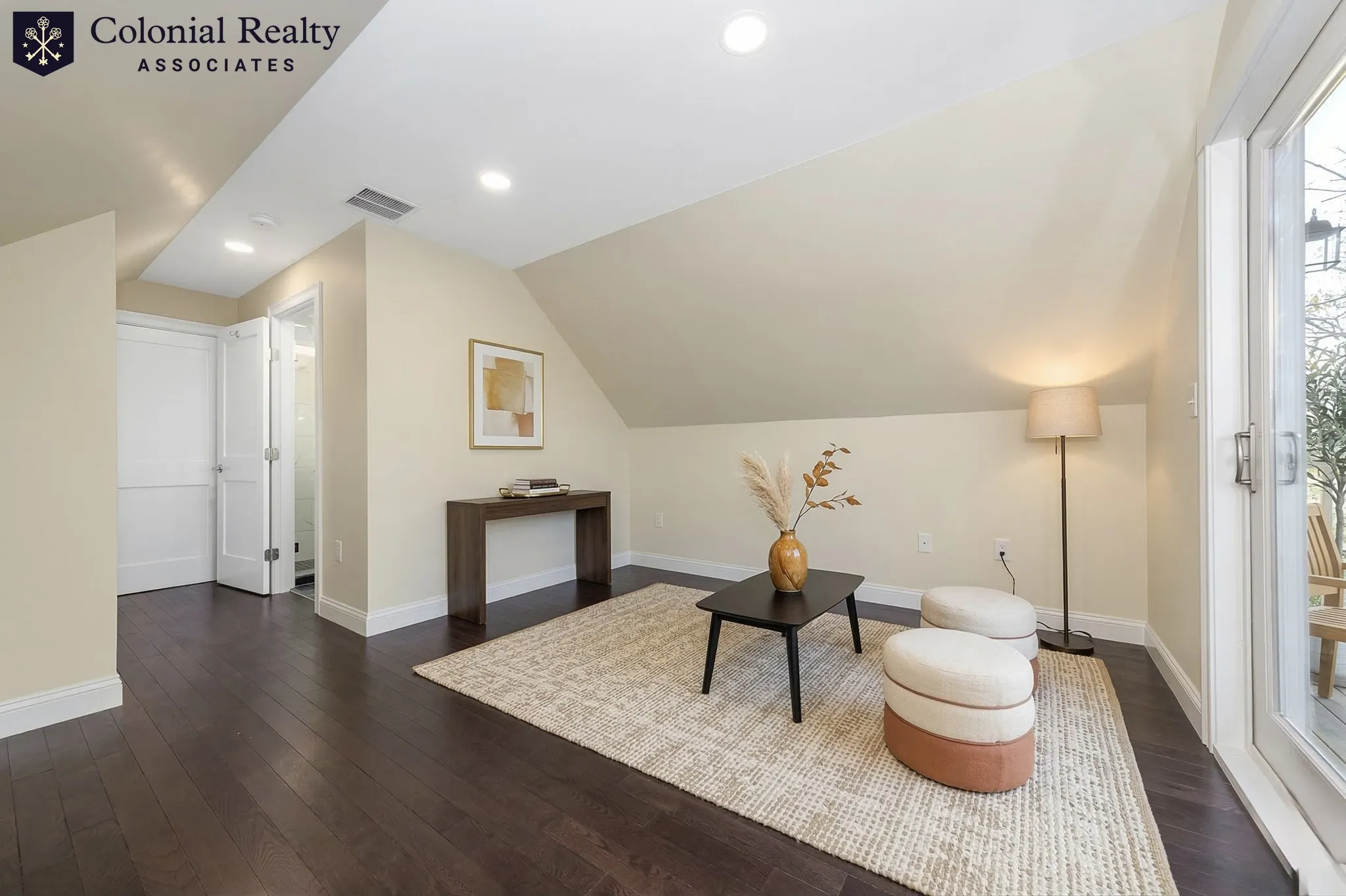 5 bed, 5.5 bath apartment for rent at 62 Bradbury Ave Unit 2, Medford — photo 5 of 13