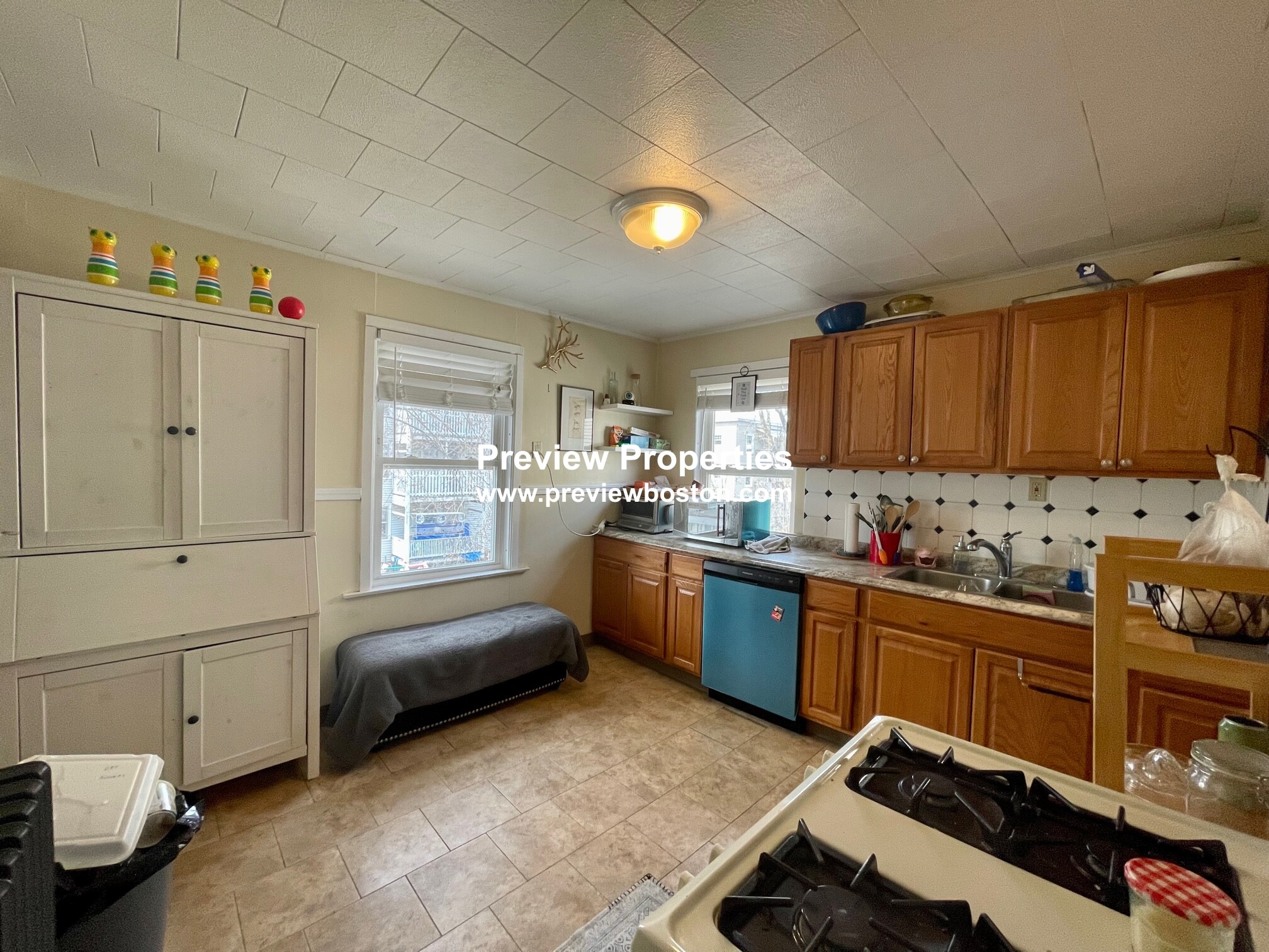 3 bed, 1 bath apartment for rent at 62 Brock St Unit 2P, Brighton — photo 7 of 11