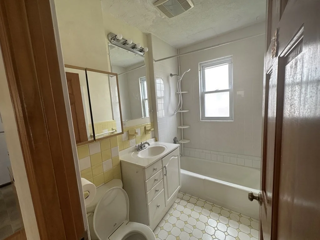 3 bed, 1 bath apartment for rent at 62 Chapman St Unit 1, North Quincy — photo 18 of 18