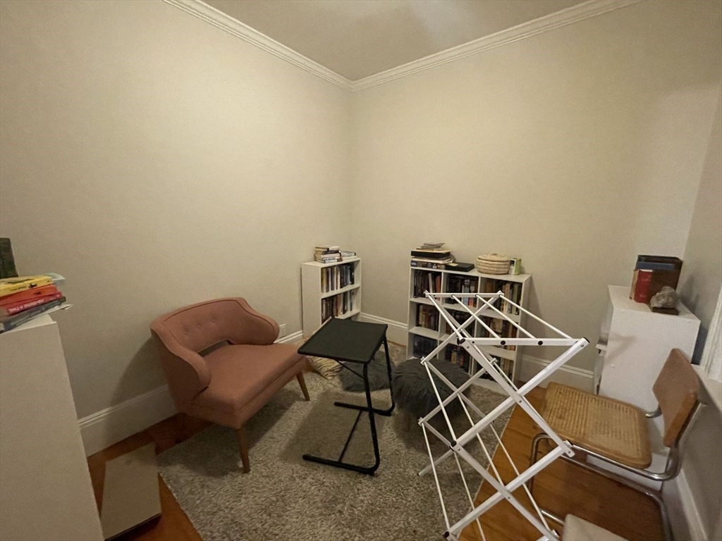 2 bed, 1 bath apartment for rent at 62 Chestnut St Unit 3, Brookline — photo 8 of 12