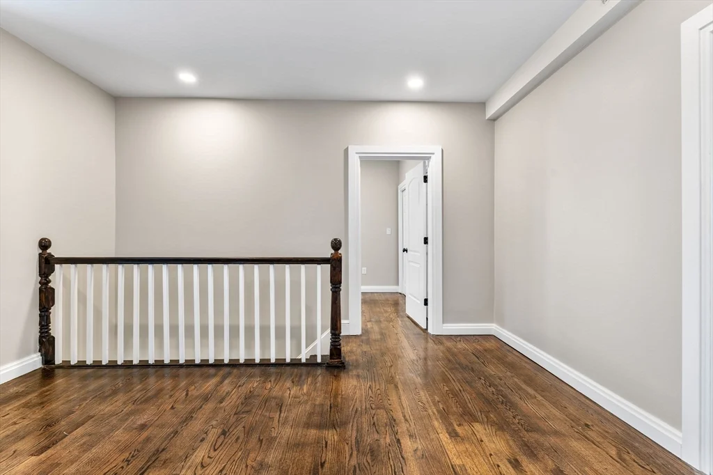 3 bed, 2 bath apartment for rent at 62 Chestnut St Unit Unit 2, Saugus — photo 10 of 22