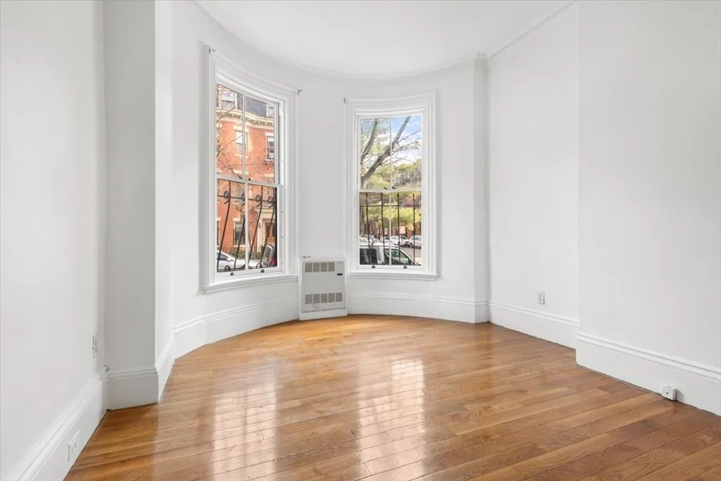 2 bed, 1 bath apartment for rent at 62 Clarendon St Unit 2, South End