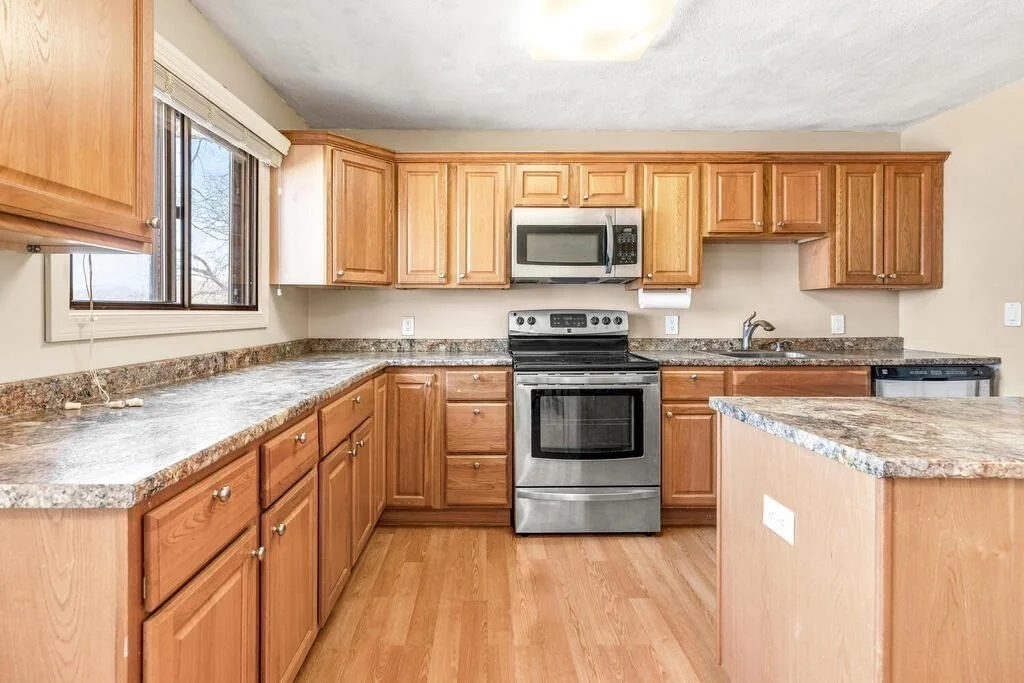 2 bed, 1 bath apartment for rent at 62 Crestview Dr Unit 62, Malden — photo 1 of 16