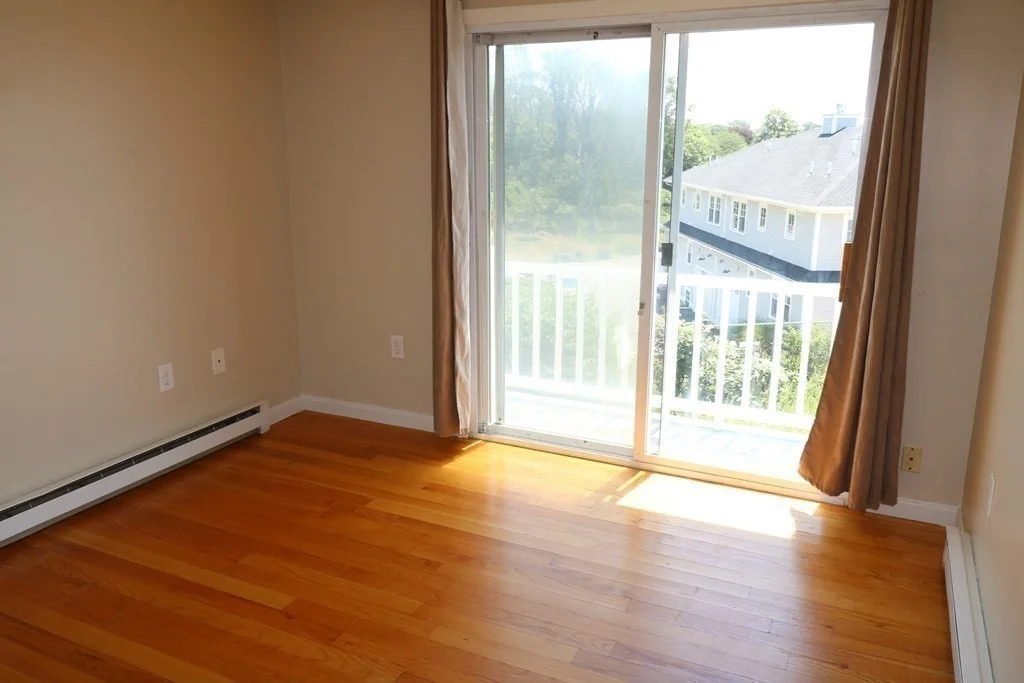 2 bed, 1 bath apartment for rent at 62 Eastern Point Rd Unit 3, Gloucester — photo 10 of 22