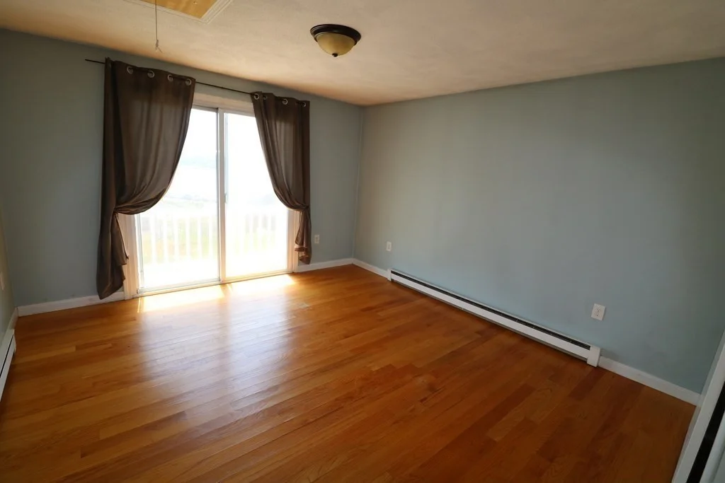 2 bed, 1 bath apartment for rent at 62 Eastern Point Rd Unit 3, Gloucester — photo 7 of 22