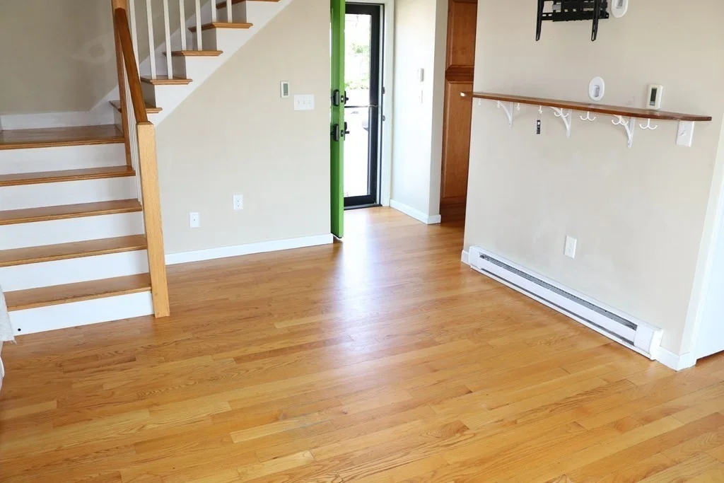 2 bed, 1 bath apartment for rent at 62 Eastern Point Rd Unit 3, Gloucester — photo 3 of 22