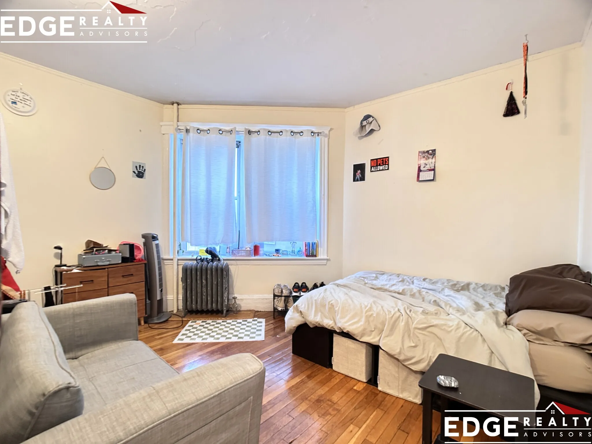 4 bed, 1.5 bath apartment for rent at 62 Egmont St Unit 1, North Brookline — photo 5 of 9