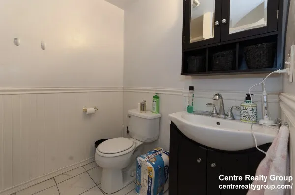4 bed, 1.5 bath apartment for rent at 62 Egmont St Unit 1, North Brookline — photo 7 of 7