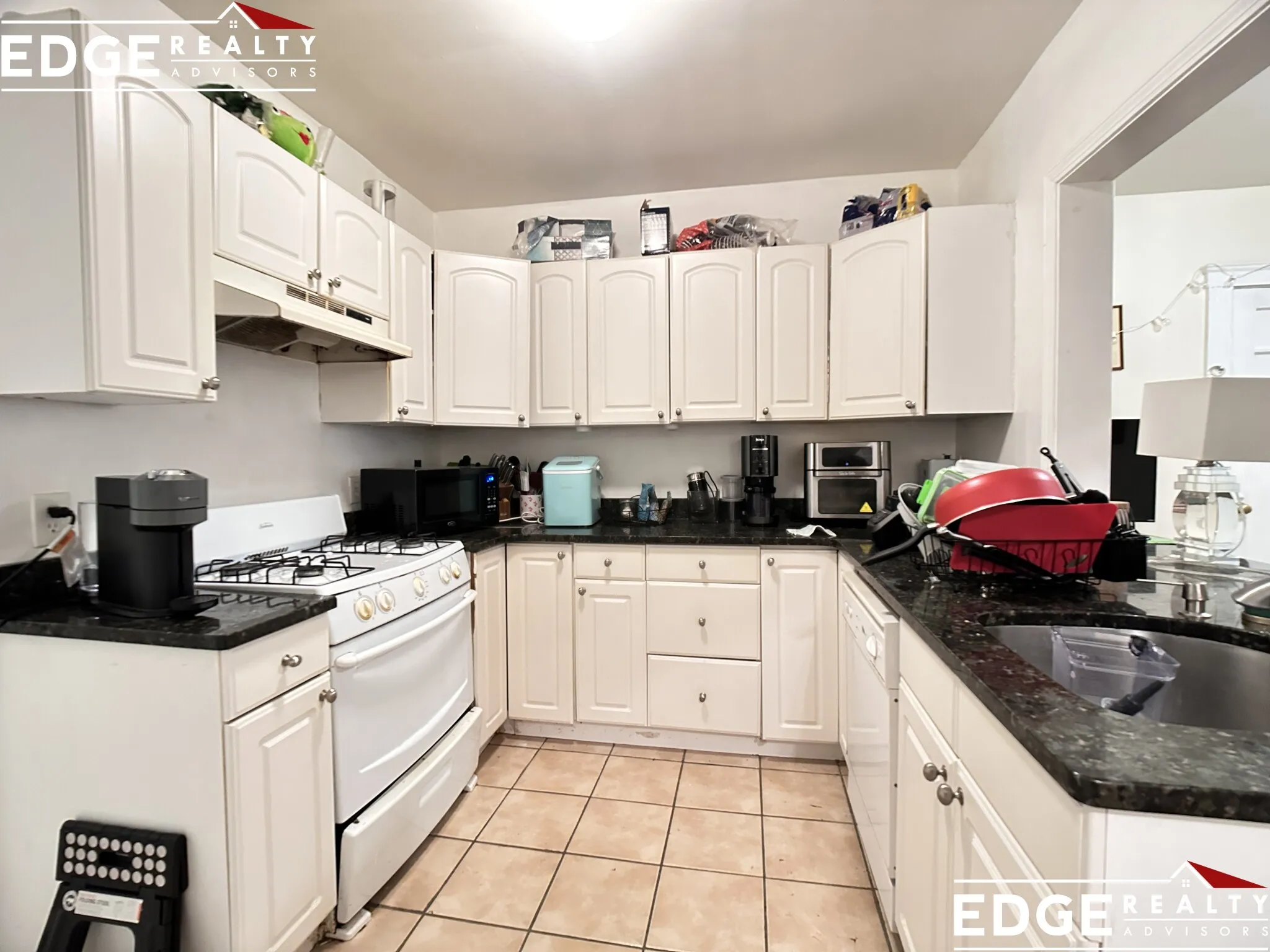 4 bed, 1.5 bath apartment for rent at 62 Egmont St Unit 1, North Brookline — photo 1 of 9