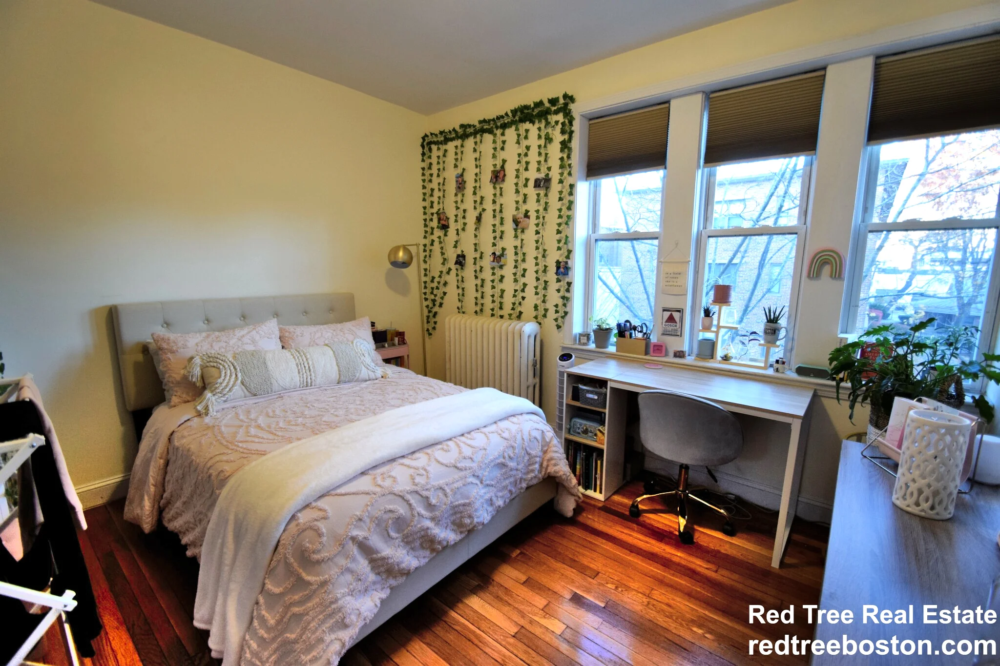 4 bed, 2 bath apartment for rent at 62 Egmont St Unit 3A, North Brookline — photo 6 of 11