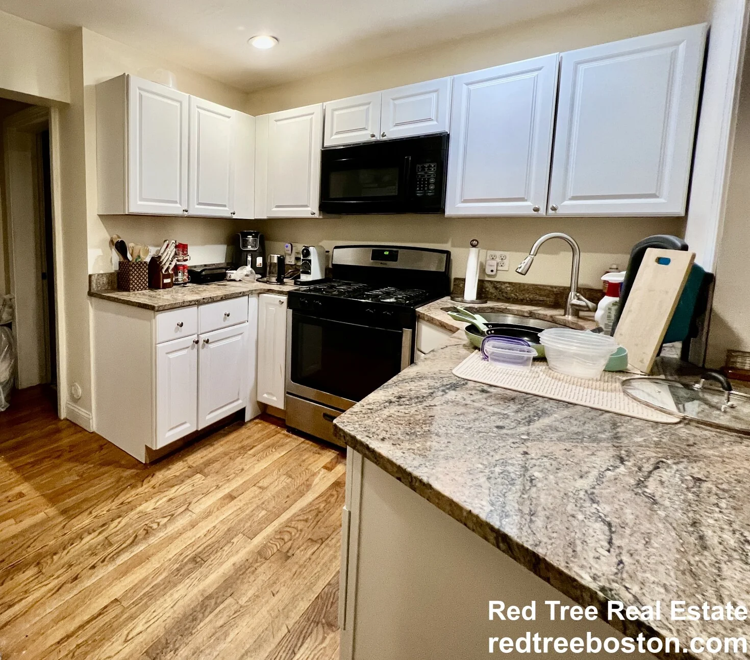 4 bed, 2 bath apartment for rent at 62 Egmont St Unit 3A, North Brookline — photo 4 of 11