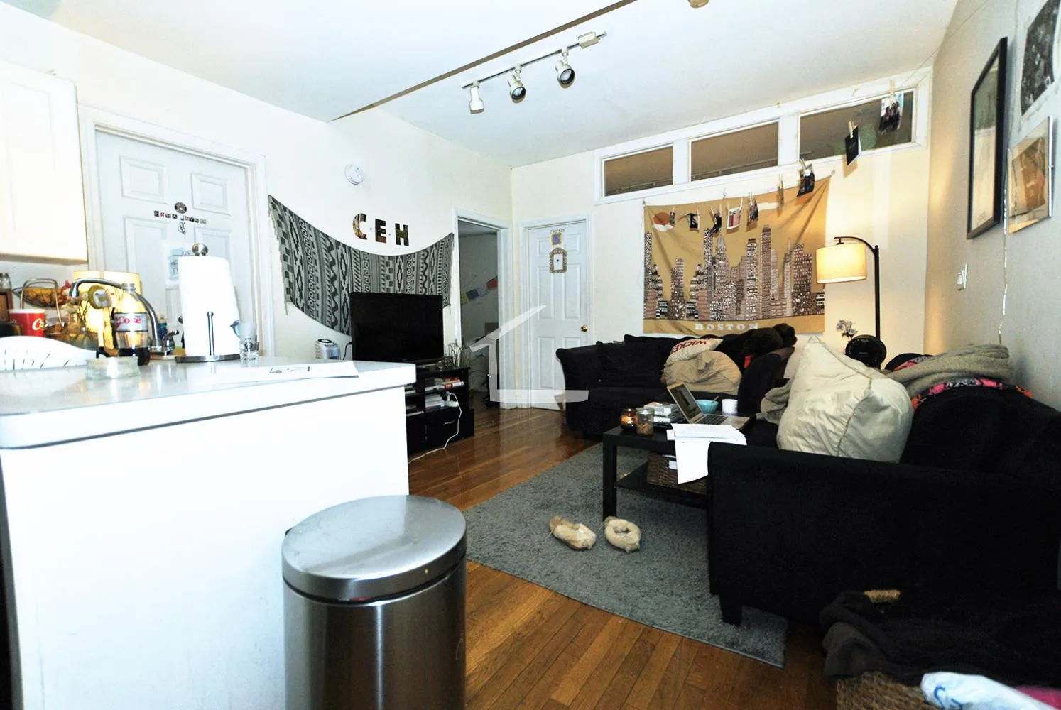 3 bed, 1 bath apartment for rent at 62 Egmont St Unit 4, North Brookline — photo 3 of 7