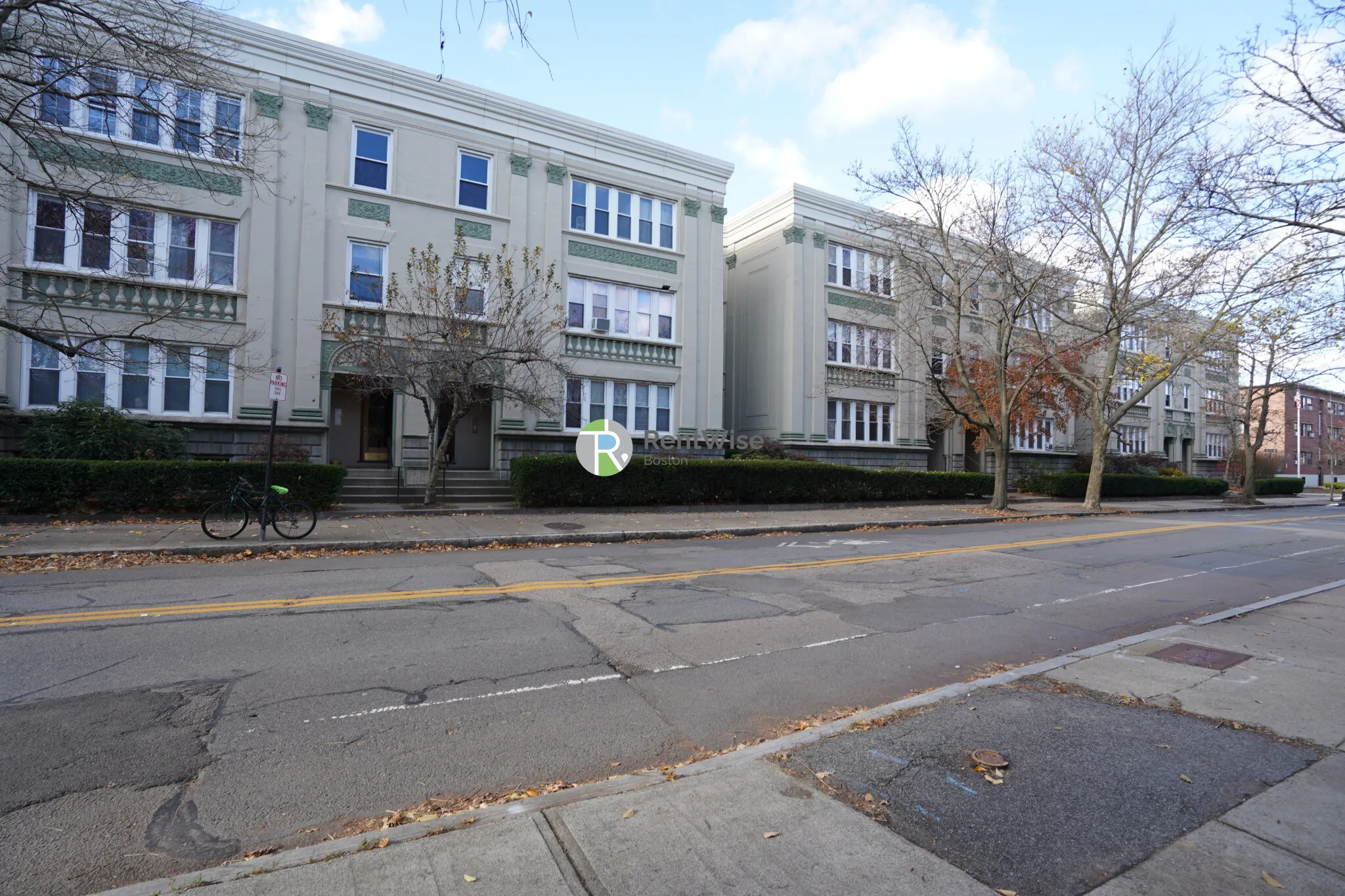 4 bed, 1 bath apartment for rent at 62 Egmont St Unit 5, North Brookline — photo 2 of 3