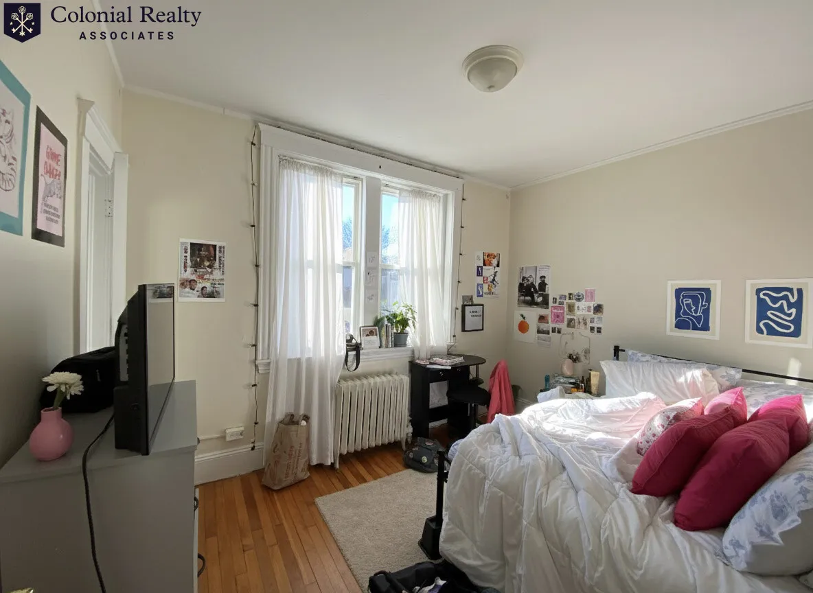 3 bed, 1 bath apartment for rent at 62 Egmont St Unit 6, North Brookline — photo 8 of 8