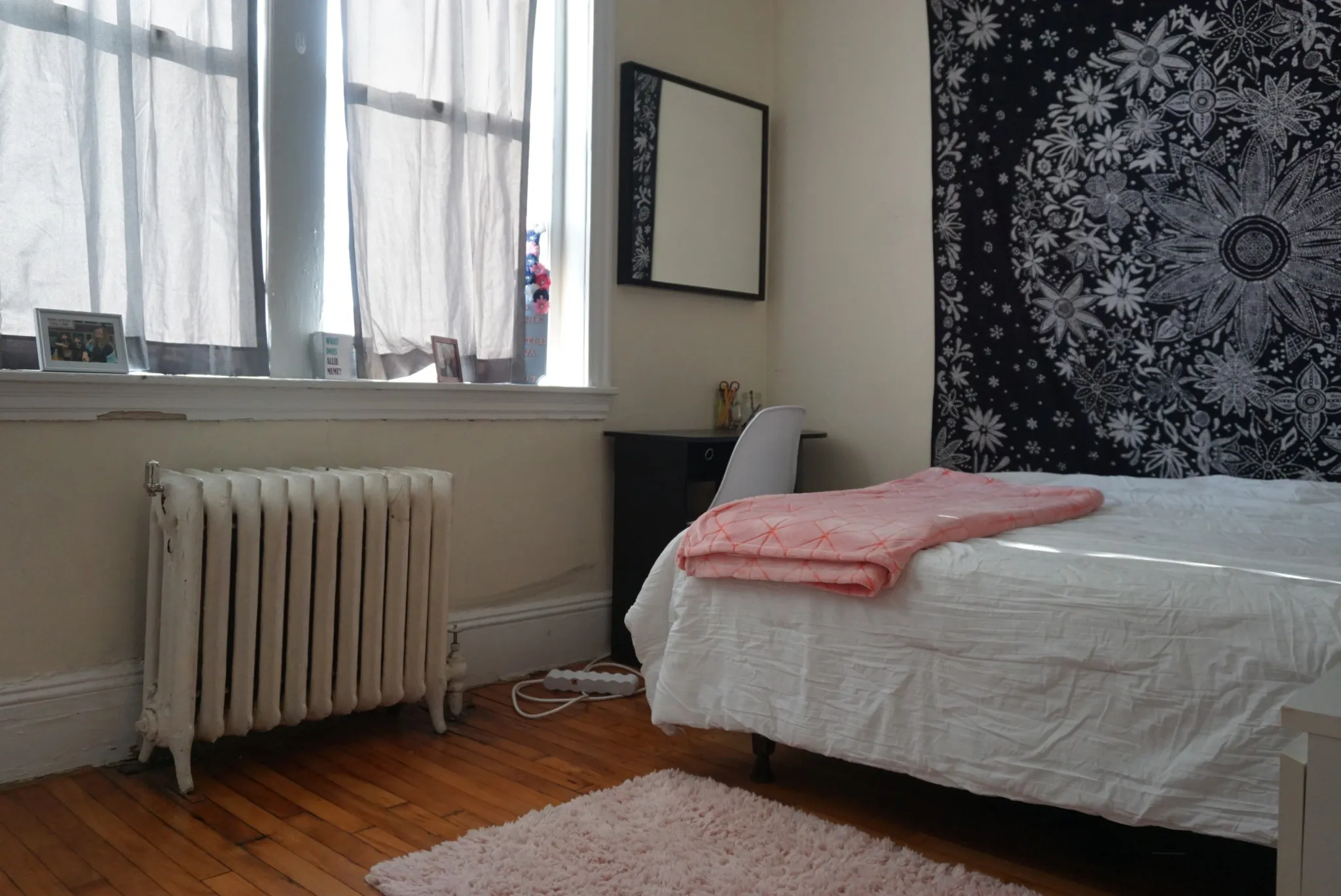 3 bed, 1 bath apartment for rent at 62 Egmont St Unit 6, North Brookline — photo 16 of 25