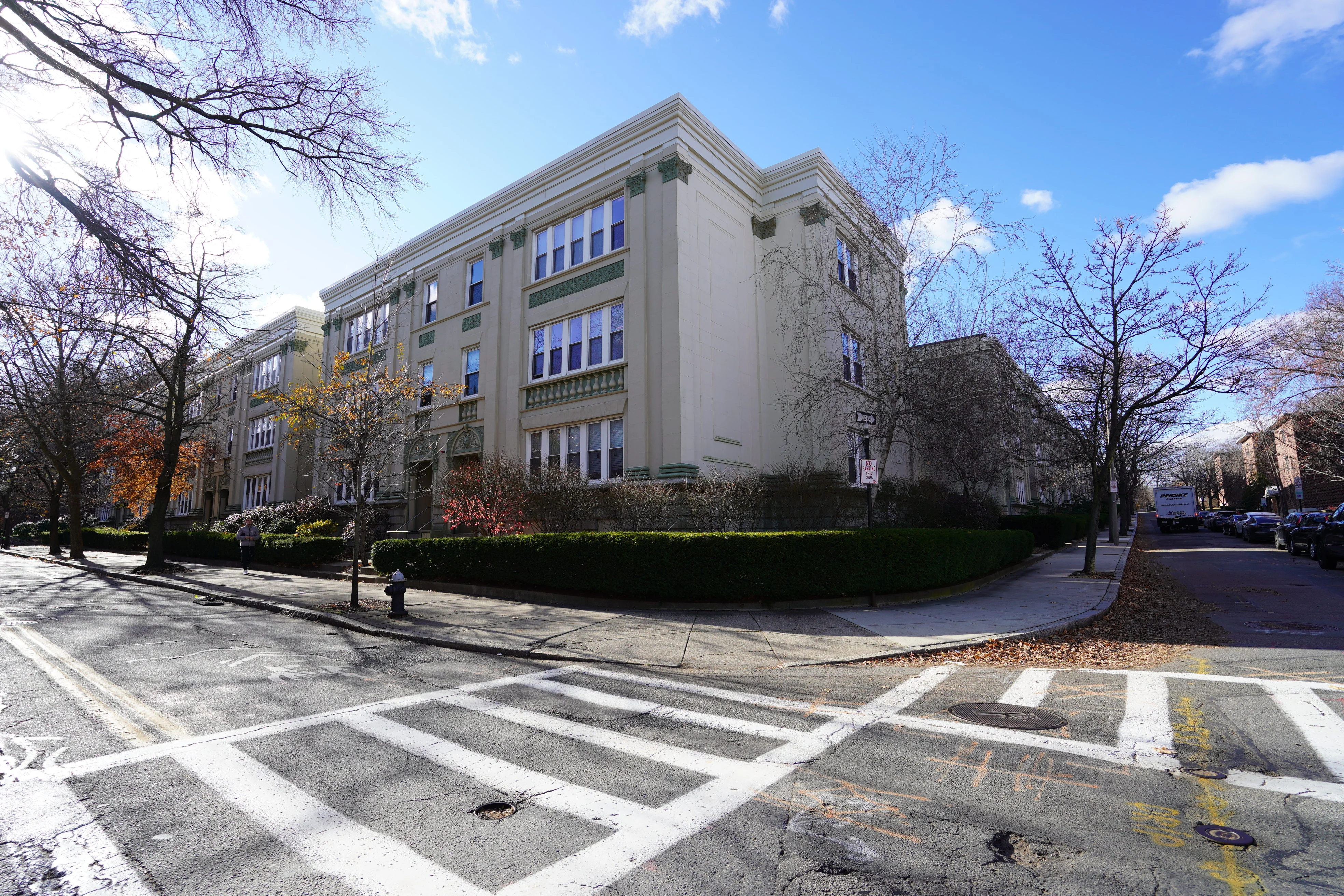 3 bed, 1 bath apartment for rent at 62 Egmont St Unit 6, North Brookline — photo 23 of 25