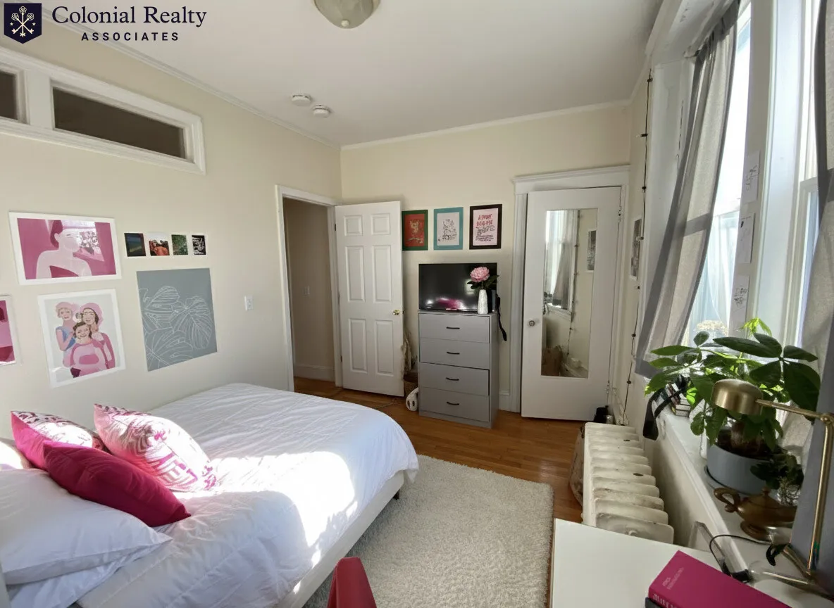 3 bed, 1 bath apartment for rent at 62 Egmont St Unit 6, North Brookline — photo 7 of 8