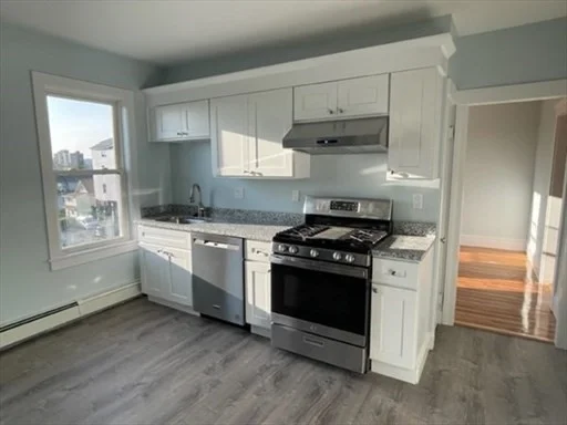 2 bed, 1 bath apartment for rent at 62 Elliot St Unit 2, Worcester
