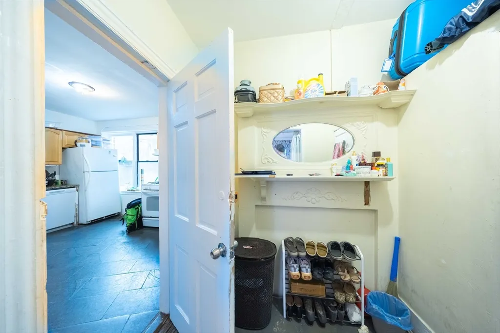 3 bed, 1 bath apartment for rent at 62 Empire St Unit 1, Allston — photo 3 of 15