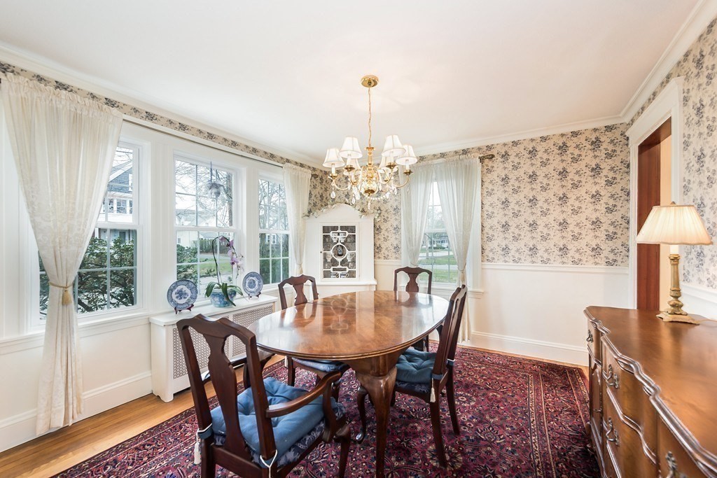 4 bed, 2 bath apartment for rent at 62 Evergreen Ave, Newton — photo 10 of 15