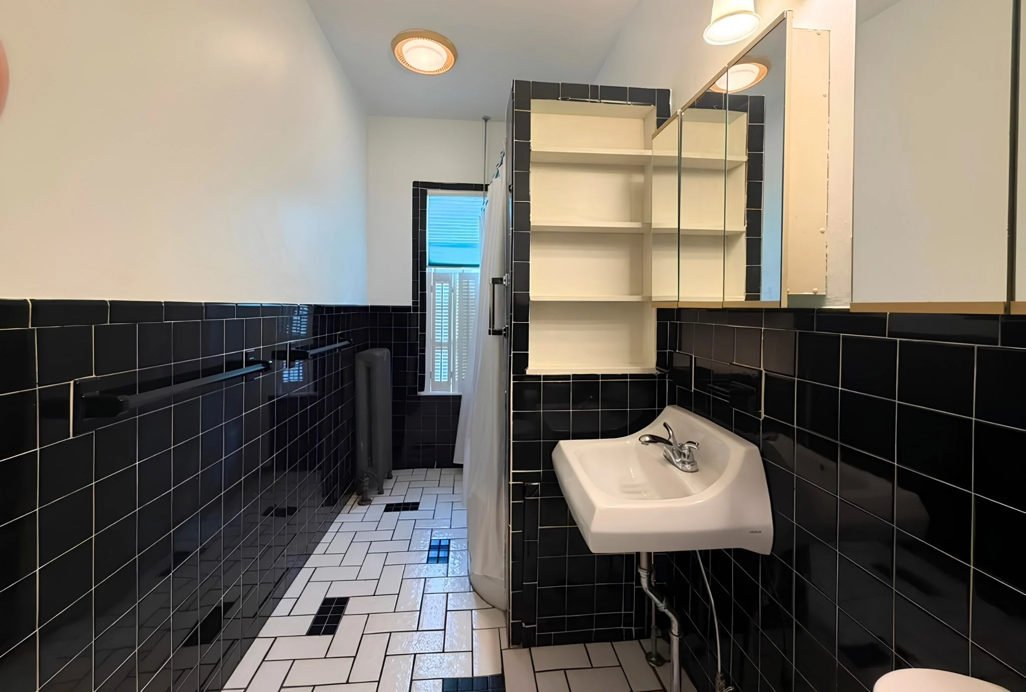 3 bed, 1 bath apartment for rent at 62 Firglade Ave Unit 2, Springfield — photo 21 of 21
