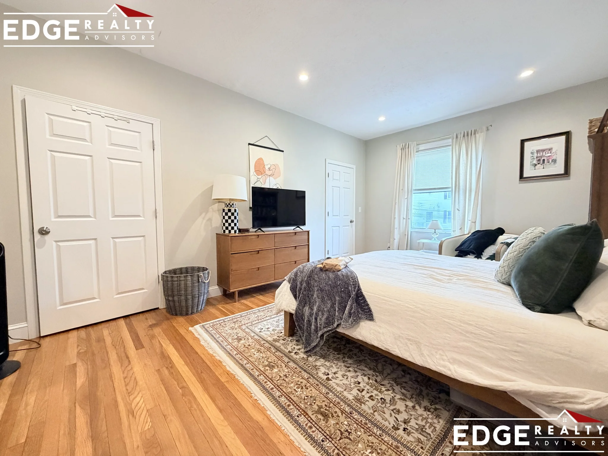 3 bed, 2 bath apartment for rent at 62 Foster St Unit 2, Brighton — photo 8 of 12