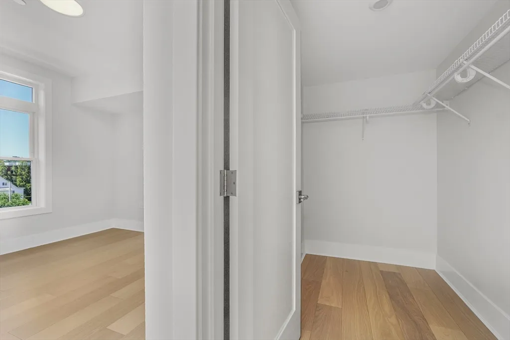 1 bed, 1 bath apartment for rent at 62 Foundry St Unit 406, Wakefield — photo 9 of 25
