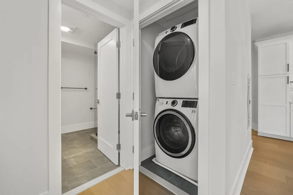 1 bed, 1 bath apartment for rent at 62 Foundry St Unit 406, Wakefield — photo 7 of 25