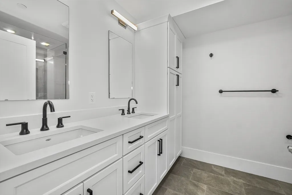 1 bed, 1 bath apartment for rent at 62 Foundry St Unit 406, Wakefield — photo 10 of 25