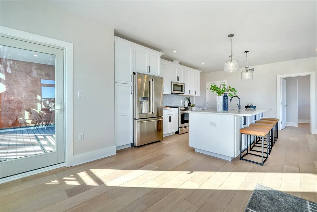 2 bed, 2 bath apartment for rent at 62 Foundry St Unit 506, Wakefield — photo 6 of 42